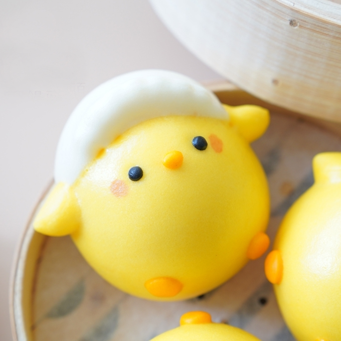 Morning Call Chickie Bao (with Passion Fruit Custard)